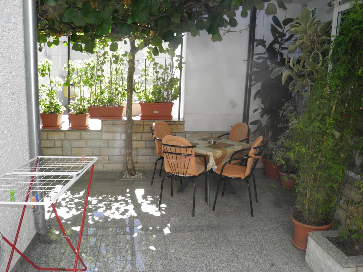 Apartment Mira Пореч Екстериор снимка